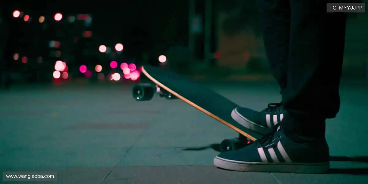 📱 指尖掌控,全球赛事!随时随地,精彩尽在眼前!